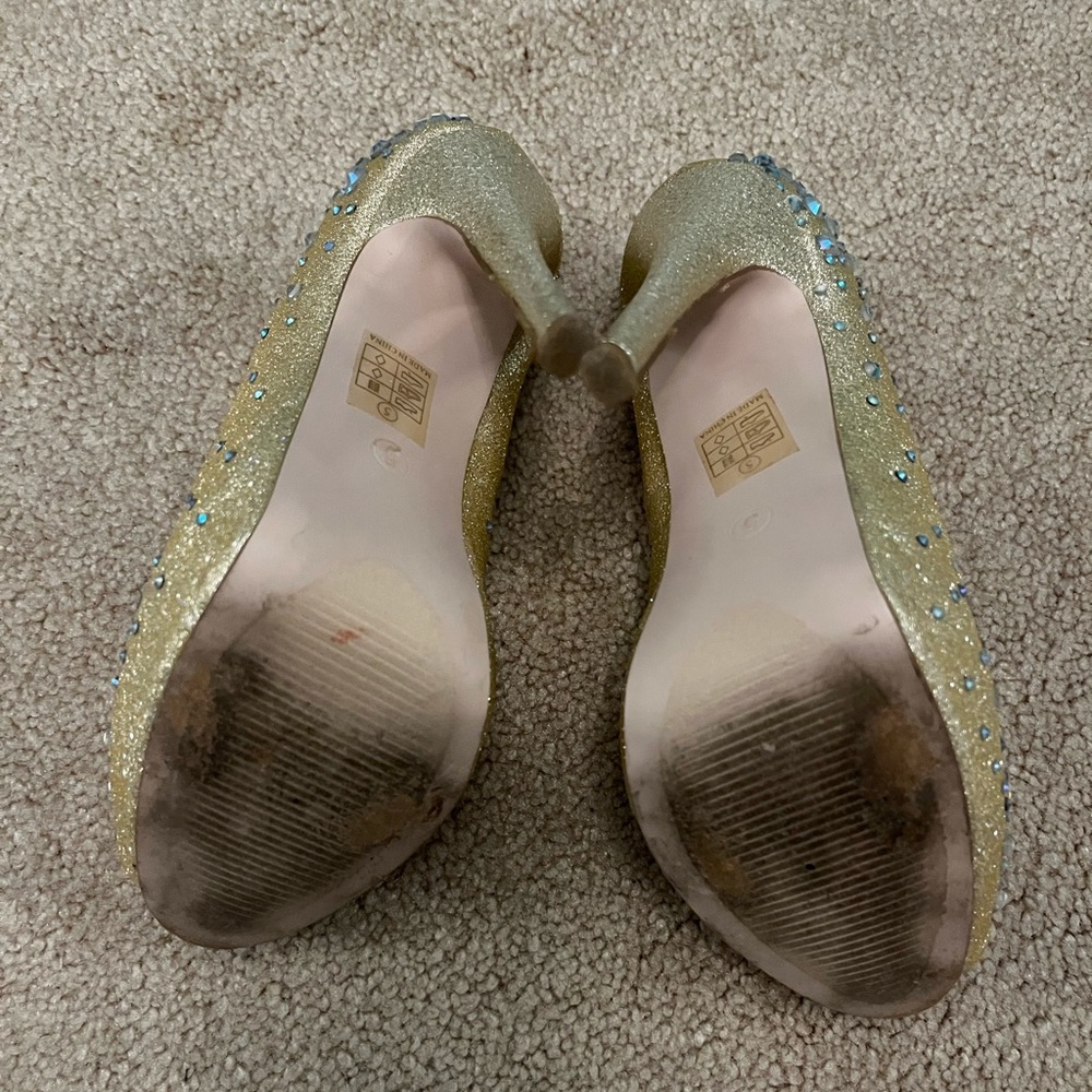 Fabulicious Rhinestone heels - Picture 5 of 5